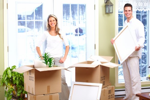 Local Stockwell moving help with furniture and boxes